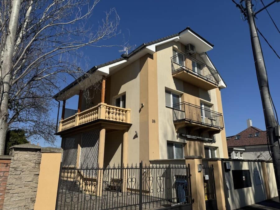Apartmánový dom s 3 bytovými jednotkami
